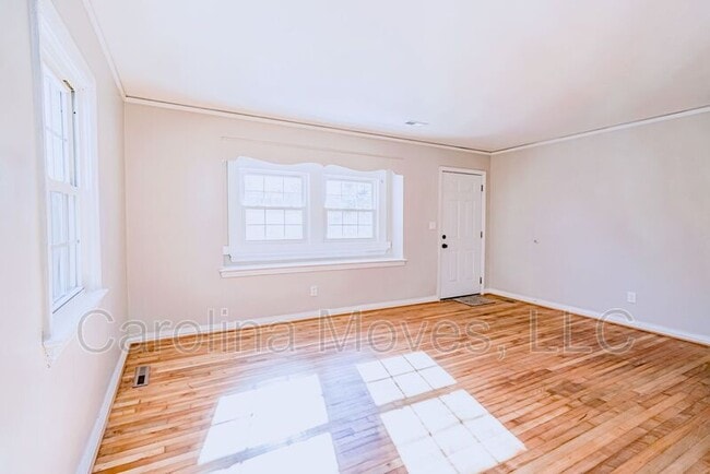 Photo - 407 Meridian Ave