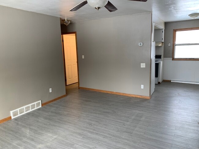 Photo - 3256 Delray Ave NW