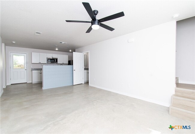 Photo - 802 White Meadow Ln