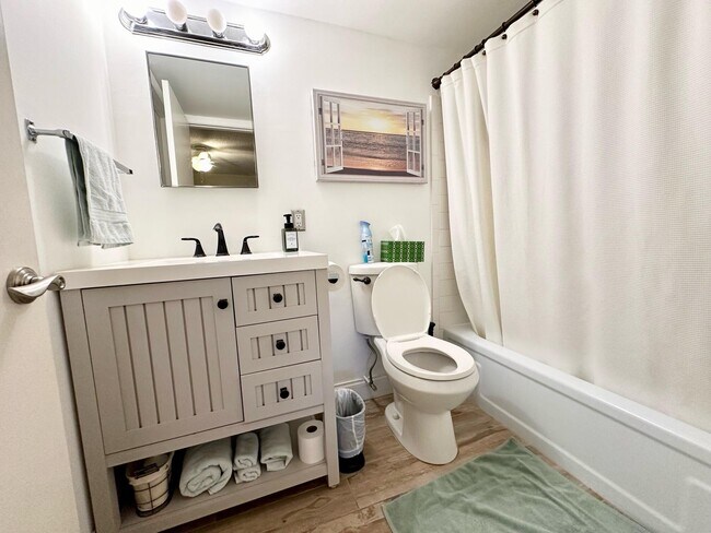 Photo - 824 SW 9th St Cir Unit 101