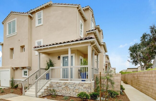 Photo - 707 Magnolia Ave