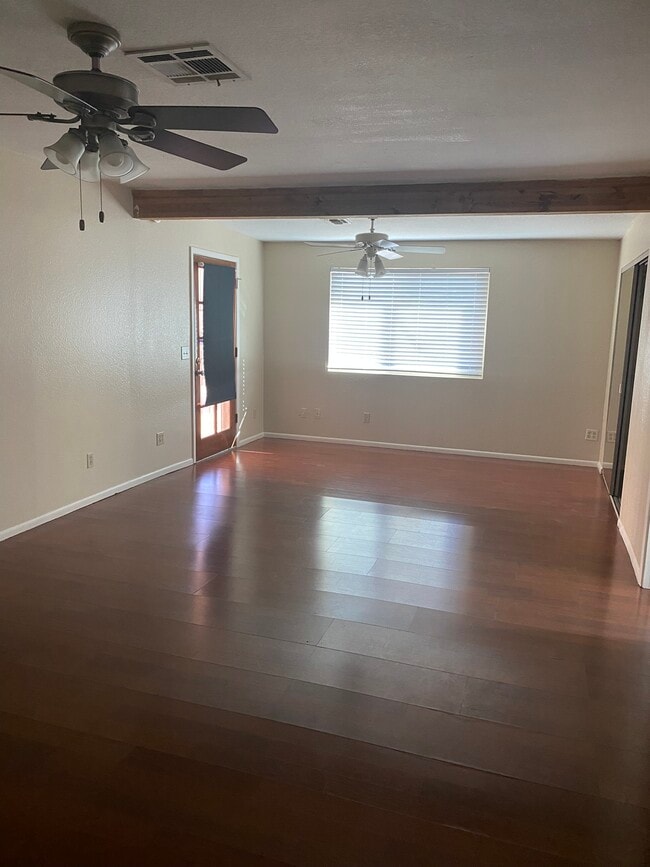 Photo - 15641 N 63rd Way