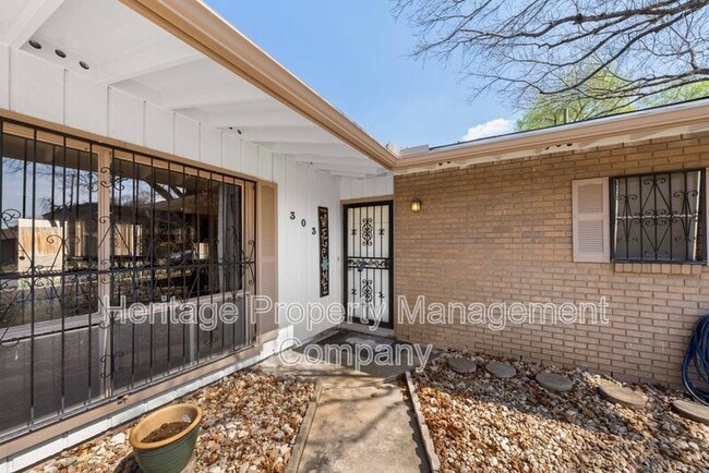 Photo - 303 Marquis Ln