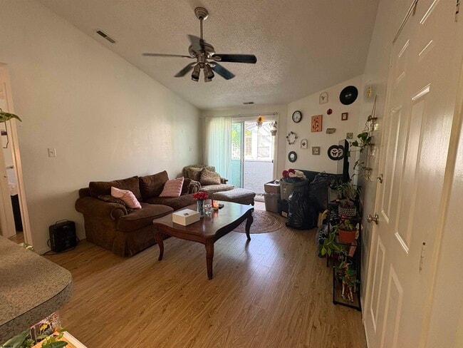 Photo - 3 Clearwater Way Unit 3