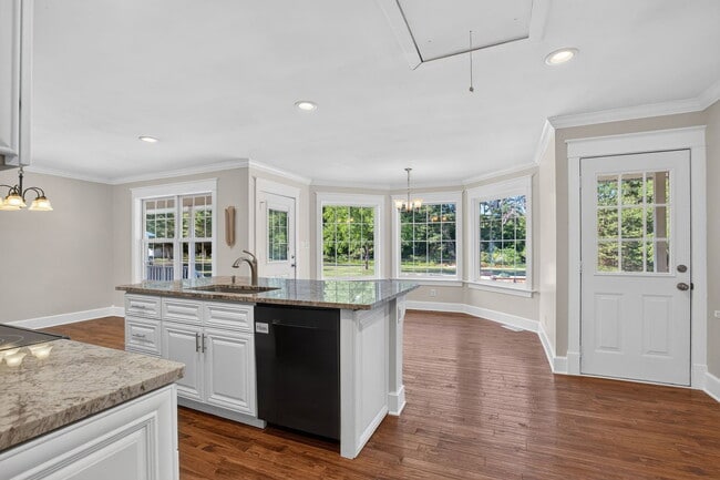 Photo - 11880 Provident Dr