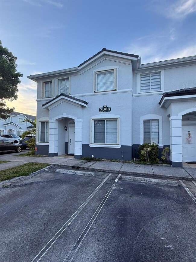 Building Photo - 7353 NW 174th Terrace Rental