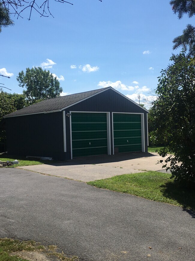 Photo - 8740 N Main St