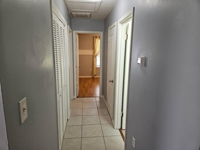 Photo - 310 Redwood Ave