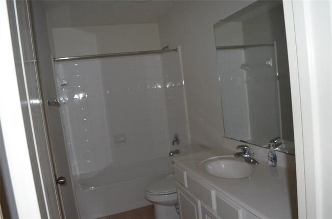 Photo - 6719 Emerald Shire Ln