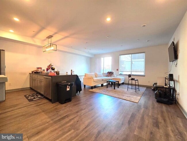 Building Photo - 413 W Berks St Unit 1