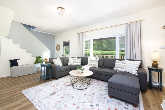 Photo - 729 E State St Unidad ID1061034P