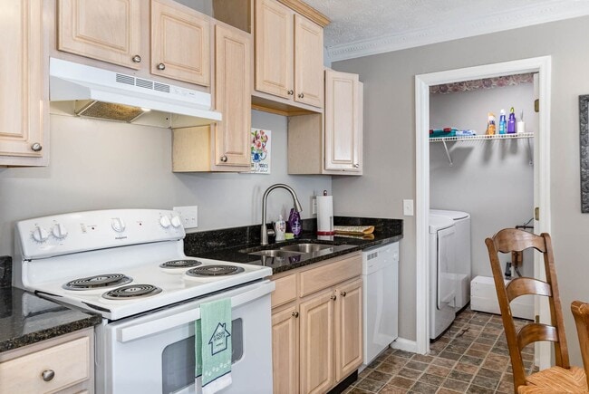 130 Overbrook Ct