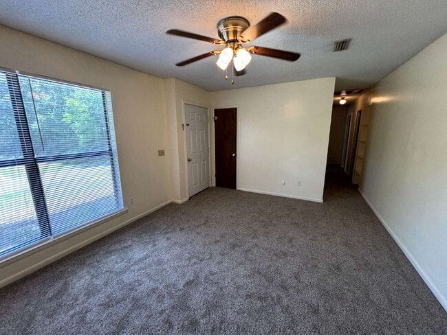 Photo - Available FOR RENT in Midland City, AL!!
