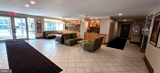 Photo - 2401 H St NW Unit 904