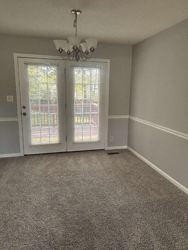 Photo - 1318 Whetstone Ct