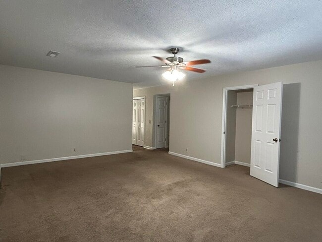 166 Gertrude Dr