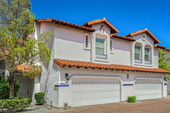 8738 Villa Jeremiah Ln