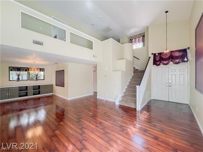 Photo - 9025 Crimson Clover Way