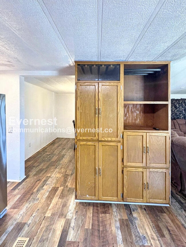 Photo - 141 Gordon Dr