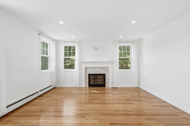 24 Fairfield St