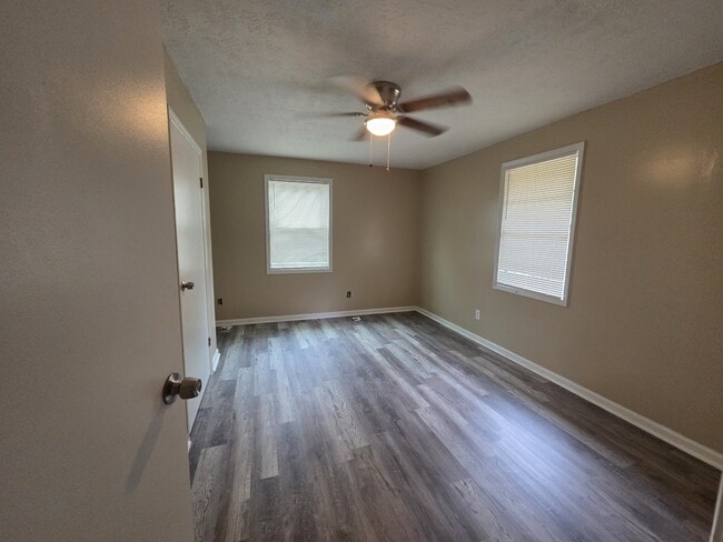 Photo - 3318 Winn Dr