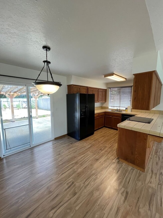 4751 Scott Way