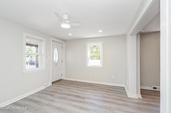 Photo - 21 Mathiasen Pl