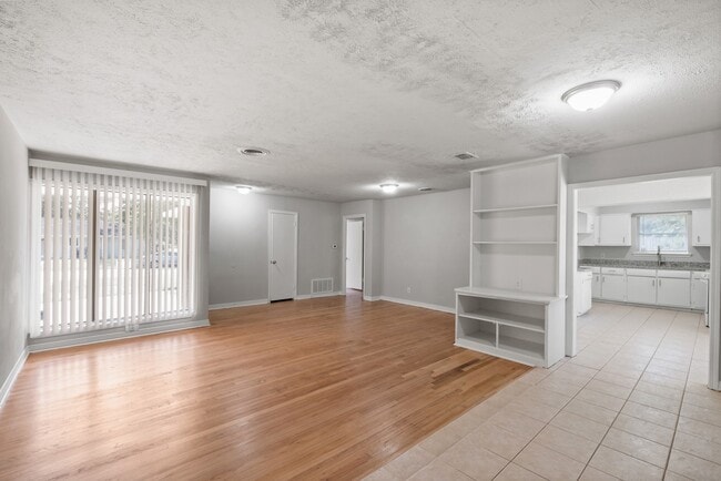 Photo - 8410 Bob White Dr