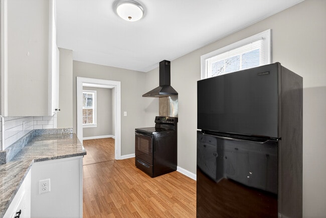 Photo - 109 Camp St