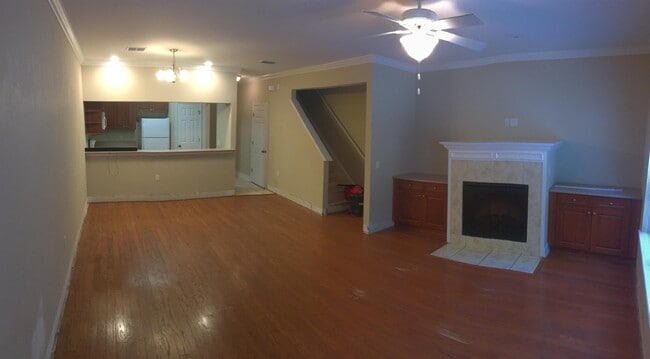Photo - 1553 Crescent Hills Dr