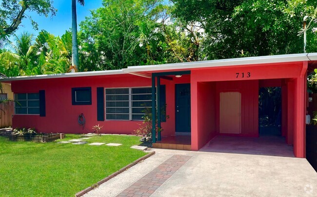 Building Photo - 713 NE 17th Terrace Rental