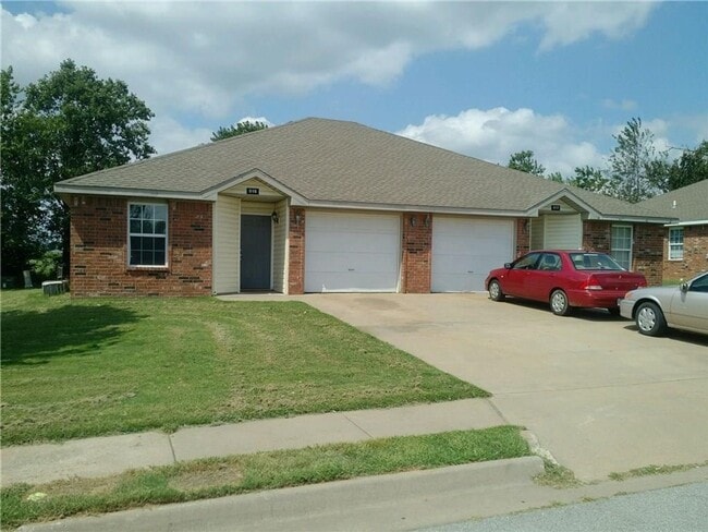 Building Photo - 312-312 Graystone Cir Unit 312 Graystone