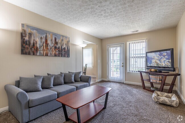 Hickory: Living room