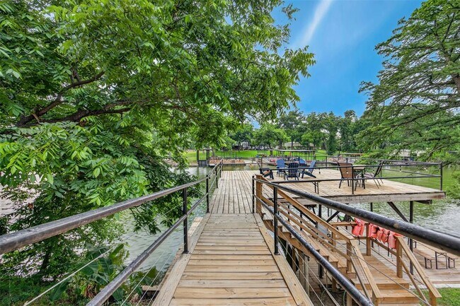 644 Cypress Ridge Rd