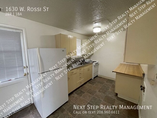 Photo - 1630 Rossi St