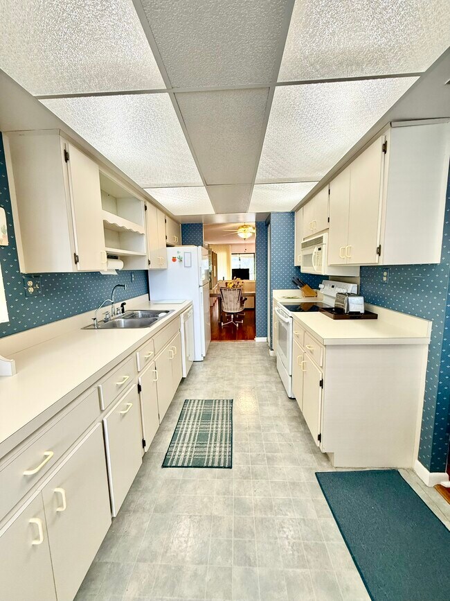 Photo - 2900 Cove Cay Dr