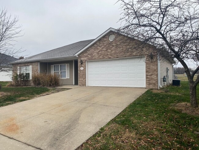 Photo - 3BR/2BA with neighborhood pool included!