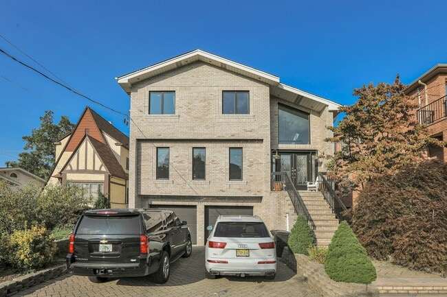 Photo - 357 Tom Hunter Rd