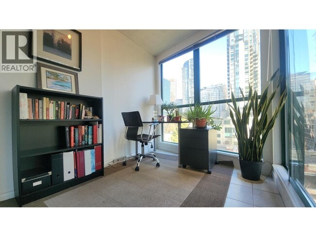 Photo - 939 Homer St Unité 1003