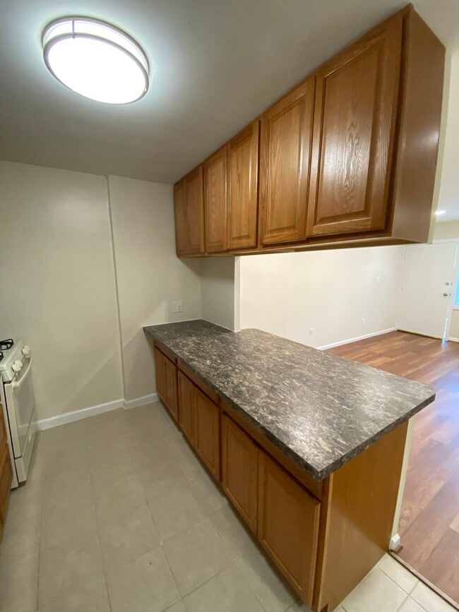 5776 - Westover Court Apartments Unidad 5776