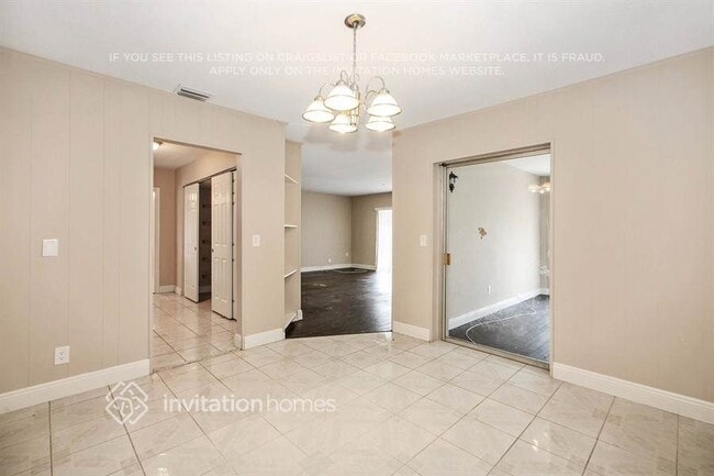 200 SW 65th Way
