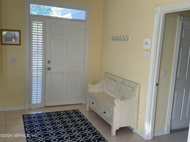 Photo - 264 Kingston Dr