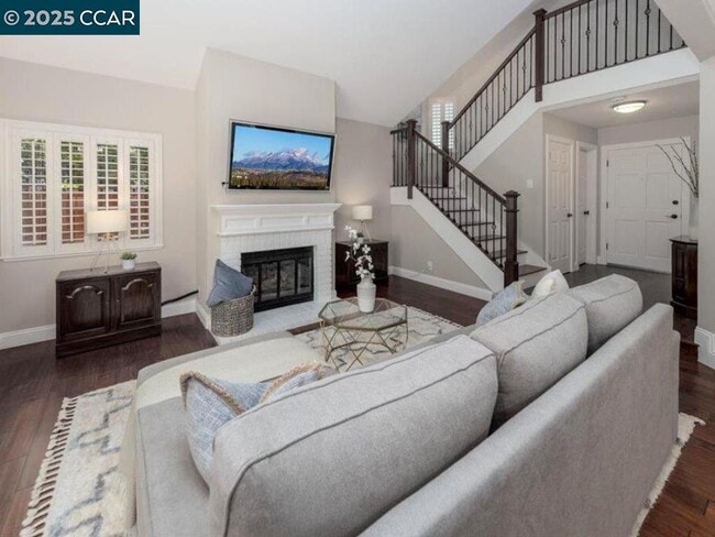 Photo - 3666 Silver Oak Pl