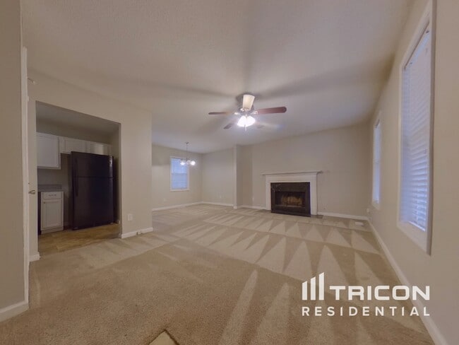 Photo - 238 Hampton Dr