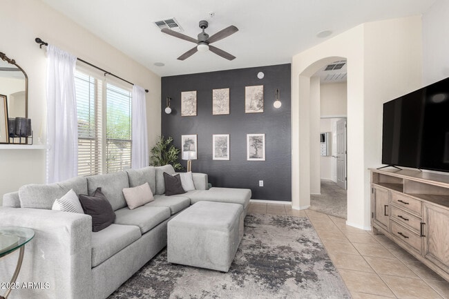 Building Photo - 42424 N Gavilan Peak Pkwy Rental