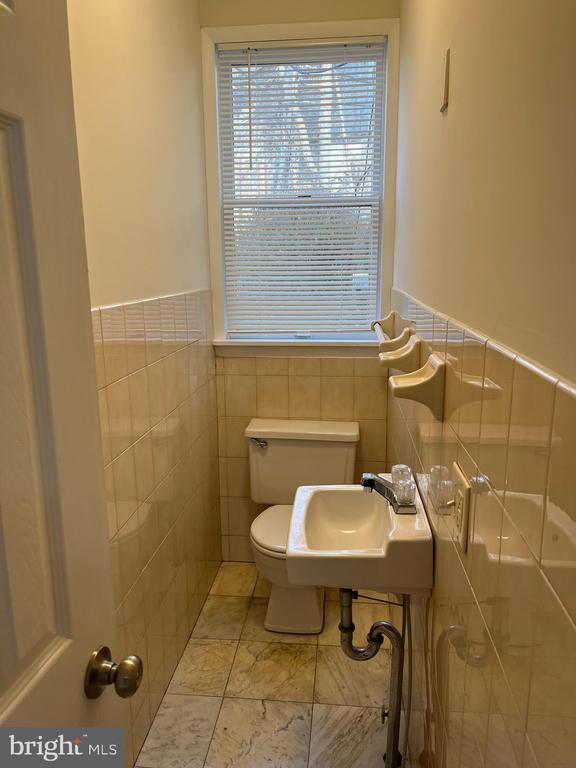 Photo - 4047 Dexter St