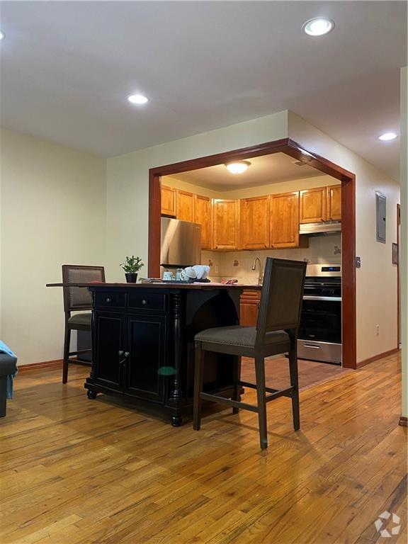 Building Photo - 448 Throop Ave Rental