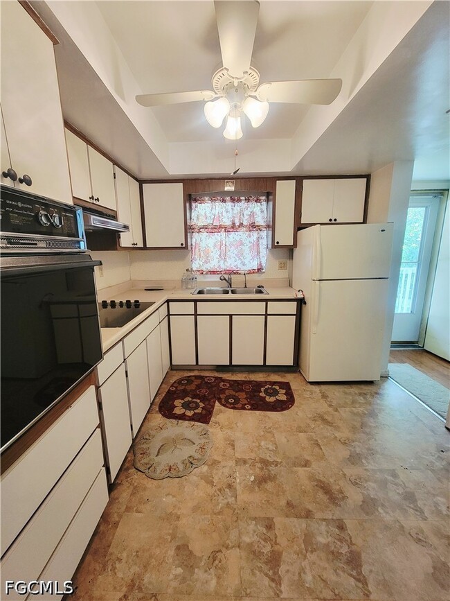 Photo - 357 Joel Blvd Unit 211