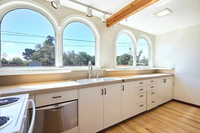 Photo - 166 Cedar Rd