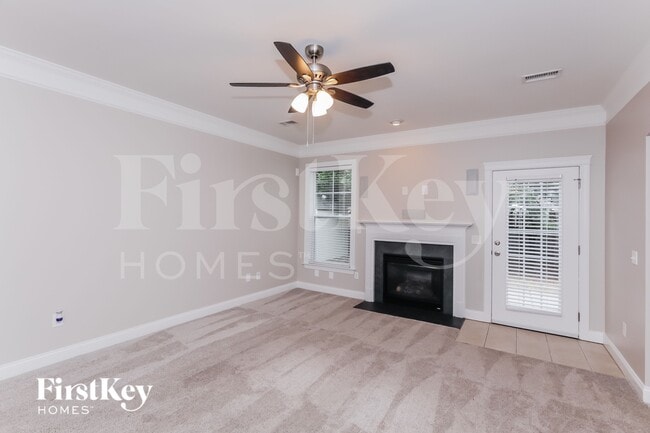 Photo - 1014 Fleming Ln